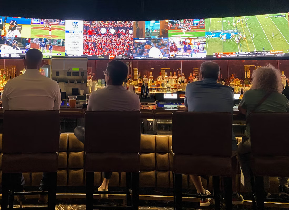 The Top 10 Sports Betting Strategies for Consistent Wins